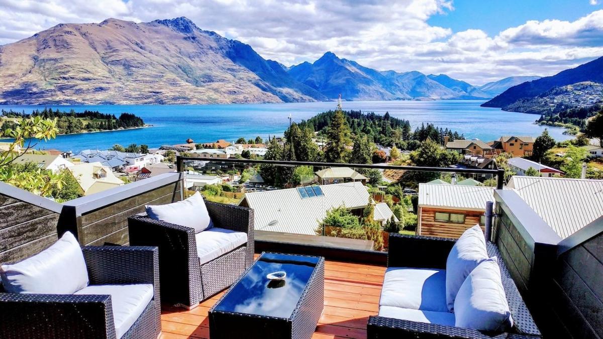 Stunning Home With Amazing Wakatipu Lake Views Κουίνσταουν Εξωτερικό φωτογραφία
